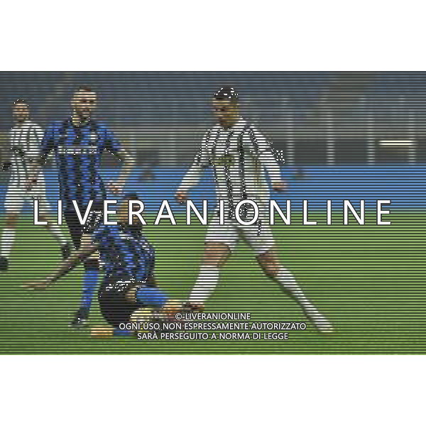 Arturo Vidal (Inter) e Cristiano Ronaldo (Juventus) Inter vs Juventus Coppa Italia - semifinale gara di andata Milano 02-02-2021 Stadio Giuseppe Meazza - San Siro foto Roberto Garavaglia/ag. Aldo Liverani sas