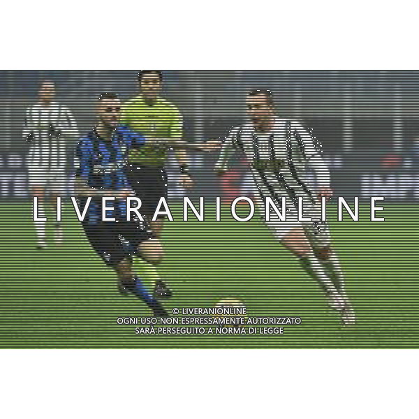 Marcelo Brozovic (Inter) e Federico Bernardeschi (Juventus) Inter vs Juventus Coppa Italia - semifinale gara di andata Milano 02-02-2021 Stadio Giuseppe Meazza - San Siro foto Roberto Garavaglia/ag. Aldo Liverani sas