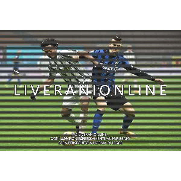 Juan Cuadrado (Juventus) e Ivan Perisic (Inter) Inter vs Juventus Coppa Italia - semifinale gara di andata Milano 02-02-2021 Stadio Giuseppe Meazza - San Siro foto Roberto Garavaglia/ag. Aldo Liverani sas/AGENZIA ALDO LIVERANI SAS