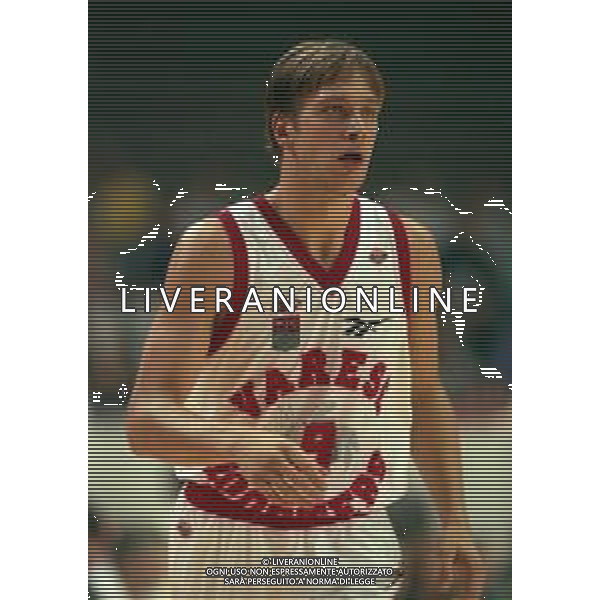 11-10-1998 VARESE CAMPIONATO DI BASKET SERIE A 1 VARESE ROOSTER- TERMAL IMOLA NELLA FOTO ALESSANDRO DE POL AG ALDO LIVERANI SAS
