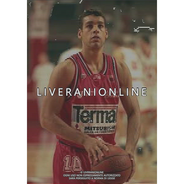 11-10-1998 VARESE CAMPIONATO DI BASKET SERIE A 1 VARESE ROOSTER- TERMAL IMOLA NELLA FOTO ESCUDERO ALEJANDRO AG ALDO LIVERANI SAS
