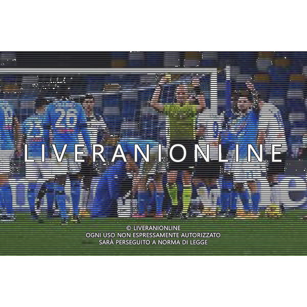 Renato Olimpio/LM - SSC Napoli vs Atalanta BC - Italian football Coppa Italia match 2020/2021 03 February 2021 - Diego Armando Maradona stadium, naples, Italy Photo showing: injury Diego Demme ( SSC Napoli ) @LM/Renato Olimpio AG ALDO LIVERANI SAS