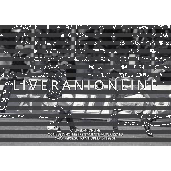 14-10-1992 CAGLIARI QUALIFICAZIONE AI MONDIALI ITALIA SVIZZERA 2-2 NELLA FOTO ROBERTO BAGGIO AG ALDO LIVERANI SAS