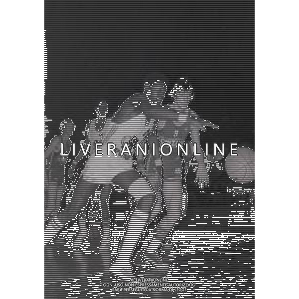 17-03-1976 TORINO PALARUFFINI FIANLE DI COPPA DELLE COPPE CINZANO MILANO ASPO TOURS NELLA FOTO 9 VITTORIO FERRACINI AG ALDO LIVERANI SAS