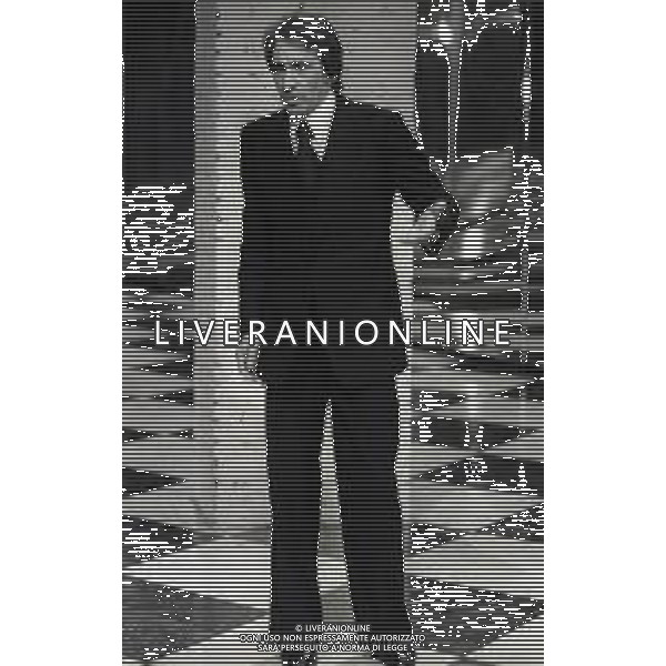 RETROSPETTIVA WALTER CHIARI ATTORE NELLA FOTO WALTER CHIARI NELL\'ANNO 1978 A MILANO  AG ALDO LIVERANI SAS 