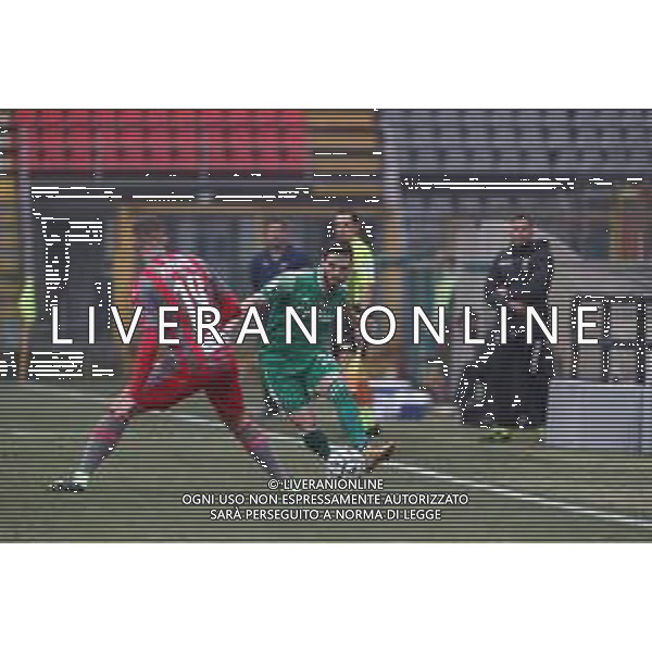Massimiliano Carnabuci/LM - US Cremonese vs AC Pisa - Italian Football Championship League BKT 2020/2021 06 February 2021 - Giovanni Zini stadium, cremona, Italy Photo showing: Beghetto (Pisa) and Valzania (Cremonese) @LM/Massimiliano Carnabuci/ AGENZIA ALDO LIVERANI SAS