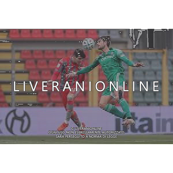 Massimiliano Carnabuci/LM - US Cremonese vs AC Pisa - Italian Football Championship League BKT 2020/2021 06 February 2021 - Giovanni Zini stadium, cremona, Italy Photo showing: Pinato (Cremonese) fights for the ball with Varnier (Pisa) @LM/Massimiliano Carnabuci/ AGENZIA ALDO LIVERANI SAS