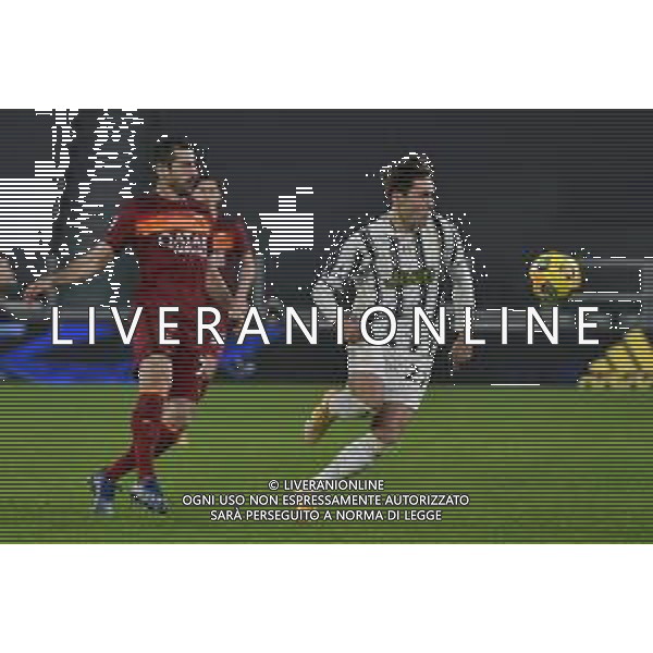 ©Falzone/Agenzia Aldo Liverani Torino 06.02.2021 Stadio Allianz Stadium Juventus vs Roma Serie A Tim 2020-2021 Nella foto : HENRIKH MKHITARYAN-FEDERICO CHIESA ©Falzone/ AGENZIA ALDO LIVERANI SAS