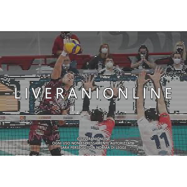 Loris Cerquiglini/LM - Sir Safety Conad Perugia vs Vero Volley Monza - Volleyball Italian Serie A Men Superleague Championship 2020/2021 06 February 2021 - PalaBarton, perugia, Italy Photo showing: aleksandar atanasijevic (n.14 opposite spiker sir safety conad perugia) crushes @LM/Loris Cerquiglini/ AGENZIA ALDO LIVERANI SAS