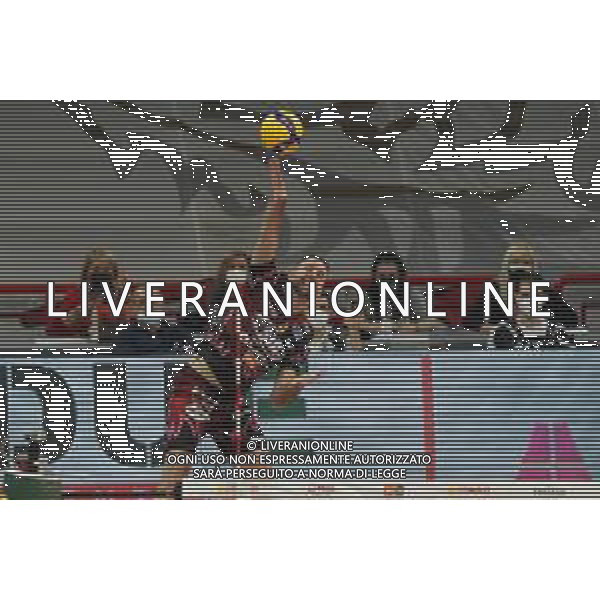 Loris Cerquiglini/LM - Sir Safety Conad Perugia vs Vero Volley Monza - Volleyball Italian Serie A Men Superleague Championship 2020/2021 06 February 2021 - PalaBarton, perugia, Italy Photo showing: travica dragan (n.04 setter sir safety conad perugia) serve @LM/Loris Cerquiglini/ AGENZIA ALDO LIVERANI SAS