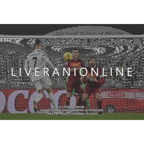 ©Falzone/Agenzia Aldo Liverani Torino 06.02.2021 Stadio Allianz Stadium Juventus vs Roma Serie A Tim 2020-2021 Nella foto : CRISTIANO RONALDO-JORDAN VERETOUT-BRYAN CRISTANTE