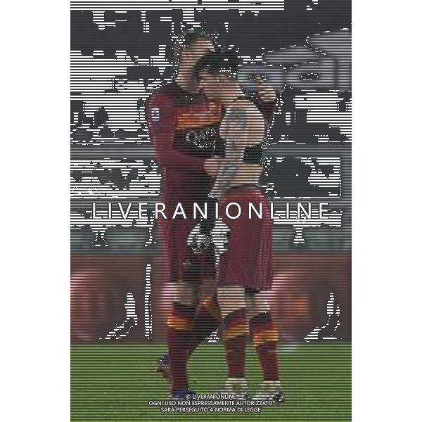 ©Falzone/Agenzia Aldo Liverani Torino 06.02.2021 Stadio Allianz Stadium Juventus vs Roma Serie A Tim 2020-2021 Nella foto : EDIN DZEKO CONSOLA ROGER IBANEZ AUTORE DELL\'AUTOGOL