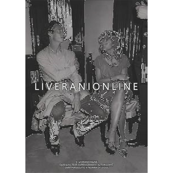 1983 VISITA DELLA ROMA CALCIO SULLA NAVE AMERIGO VESPUCCI NELLA FOTO PAULO ROBERTO FALCAO AG ALDO LIVERANI SAS