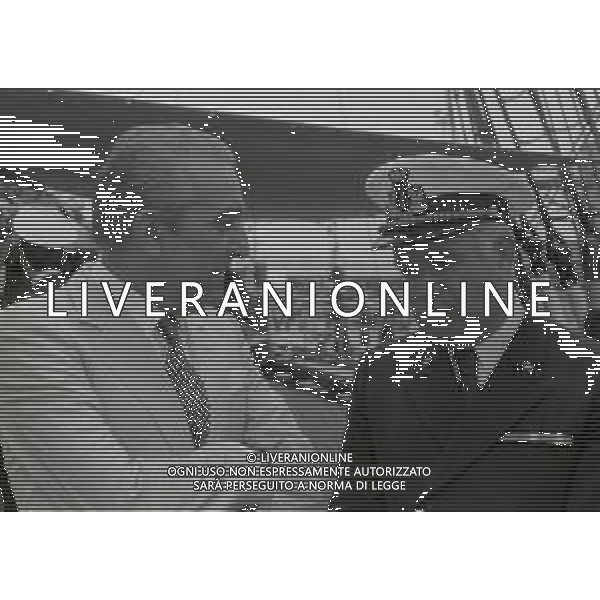 1983 VISITA DELLA ROMA CALCIO SULLA NAVE AMERIGO VESPUCCI NELLA FOTO DINO VIOLA PRESIDENTE ROMA CALCIO AG ALDO LIVERANI SAS