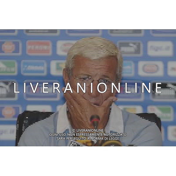 Coverciano 30 agosto 2005 Ritiro e allenamento nazionale italiana nella foto: Lippi Marcello in conferenza stampa foto Gianni Nucci / Ag. Aldo Liverani