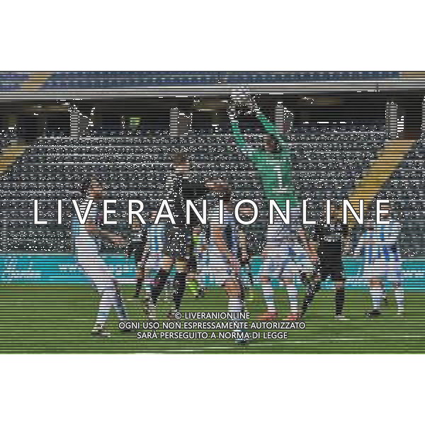 Lisa Guglielmi/LM - Empoli FC vs Pescara Calcio - Italian Football Championship League BKT 2020/2021 09 February 2021 - Carlo Castellani stadium, empoli, Italy Photo showing: Vincenzo Fiorillo (Pescara) saves @LM/Lisa Guglielmi/AGENZIA ALDO LIVERANI SAS