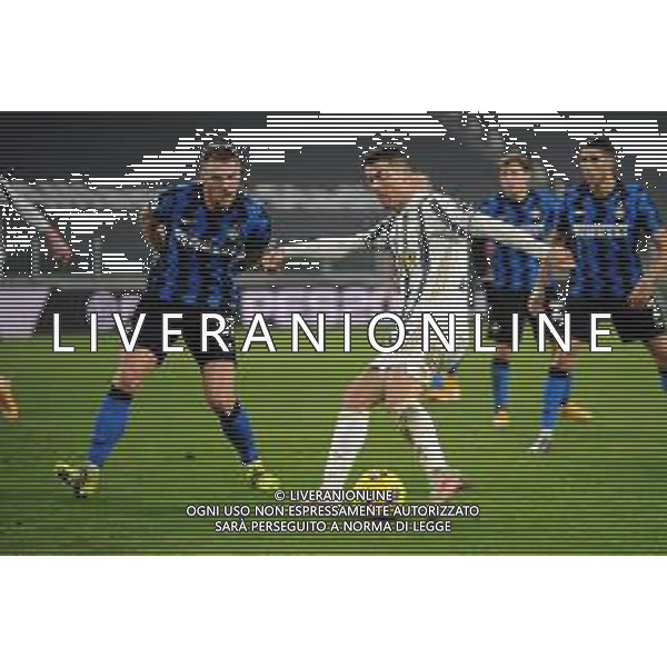 Torino 09.02.2021 Allianz Stadium Juventus vs Inter Semifinale Ritorno Coppa Italia Tim 2020/2021/2020 ©Viganti/Agenzia Aldo Liverani Nella foto: cristiano ronaldo e milan skriniar ©Viganti/AGENZIA ALDO LIVERANI SAS