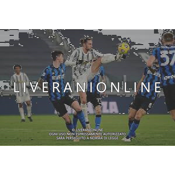 Torino 09.02.2021 Allianz Stadium Juventus vs Inter Semifinale Ritorno Coppa Italia Tim 2020/2021/2020 ©Viganti/Agenzia Aldo Liverani Nella foto: adrien rabiot e alessandro bastoni ©Viganti/AGENZIA ALDO LIVERANI SAS