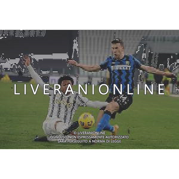 Torino 09.02.2021 Allianz Stadium Juventus vs Inter Semifinale Ritorno Coppa Italia Tim 2020/2021/2020 ©Viganti/Agenzia Aldo Liverani Nella foto: weston mckennie e ivan perisic ©Viganti/AGENZIA ALDO LIVERANI SAS