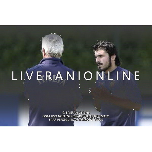 Coverciano 30 agosto 2005 Ritiro e allenamento nazionale italiana nella foto: Gattuso Gennaro e Lippi Marcello foto Gianni Nucci / Ag. Aldo Liverani