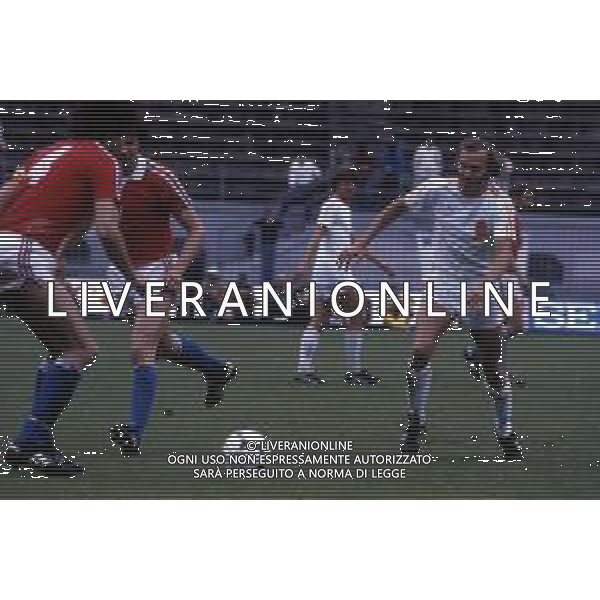 RETROSPETTIVA RENE\' VAN DER KERKHOF CALCIATORE NELLA FOTO RENE\' VAN DER KERKHOF CON LA NAZIONALE OLANDESE AG ALDO LIVERANI SAS