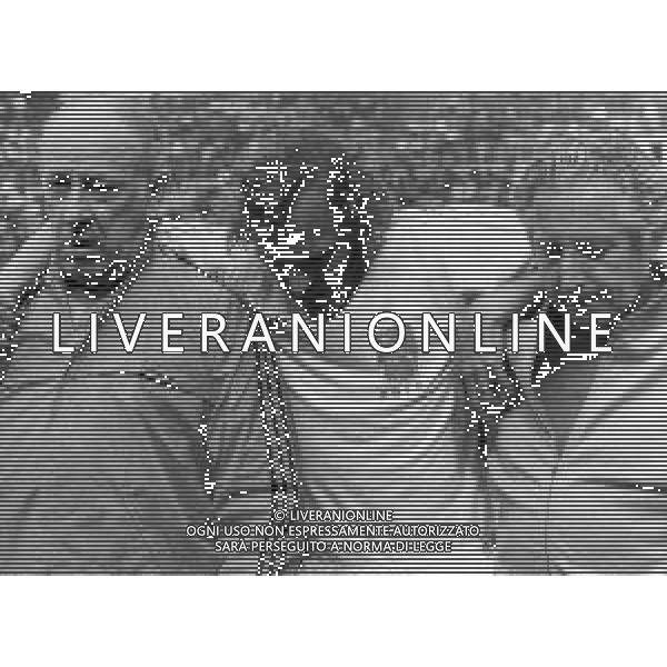 RETROSPETTIVA RENE\' VAN DER KERKHOF CALCIATORE NELLA FOTO RENE\' VAN DER KERKHOF CON LA NAZIONALE OLANDESE AG ALDO LIVERANI SAS