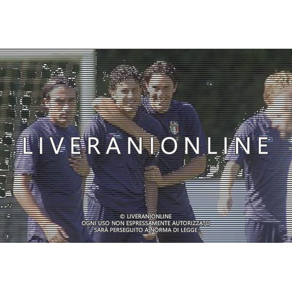 Coverciano 30 agosto 2005 Ritiro e allenamento nazionale italiana nella foto: Toni Luca e Grosso Fabio foto Gianni Nucci / Ag. Aldo Liverani