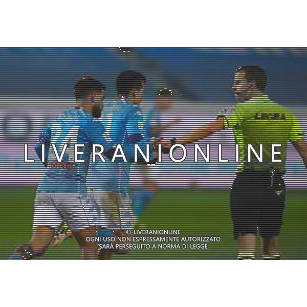 Atalanta-Napoli Coppa Italia 2020/2021 Semifinale di ritorno Bergamo, 10 Febbraio 2021 Nella foto: Lorenzo Insigne da\' il 5 all\'arbitro dopo il gol di Hirving Lozano Ph. Soli - Ag. Aldo Liverani/AGENZIA ALDO LIVERANI SAS