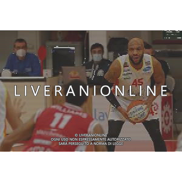 Ravenna 11/02/2021 - Campionato di Basket A2 - OraSì Ravenna vs Lux Chieti - nella foto: Givens Semme ©Claudio Zamagni/Agenzia Aldo Liverani