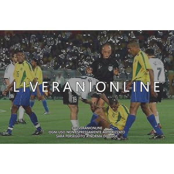 YOKOHAMA (GIAPPONE) 30/06/2002 FINALE MONDIALI CALCIO 2002 GERMANIA - BRASILE NELLA FOTO ARBITRO COLLINA PIERLUIGI AGENZIA ALDO LIVERANI SAS