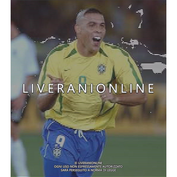 YOKOHAMA (GIAPPONE) 30/06/2002 FINALE MONDIALI CALCIO 2002 GERMANIA - BRASILE NELLA FOTO RONALDO ESULTANZA AGENZIA ALDO LIVERANI SAS