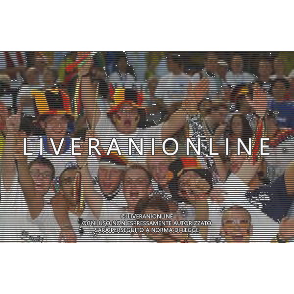 YOKOHAMA (GIAPPONE) 30/06/2002 FINALE MONDIALI CALCIO 2002 GERMANIA - BRASILE NELLA FOTO TIFOSI GERMANIA AGENZIA ALDO LIVERANI SAS