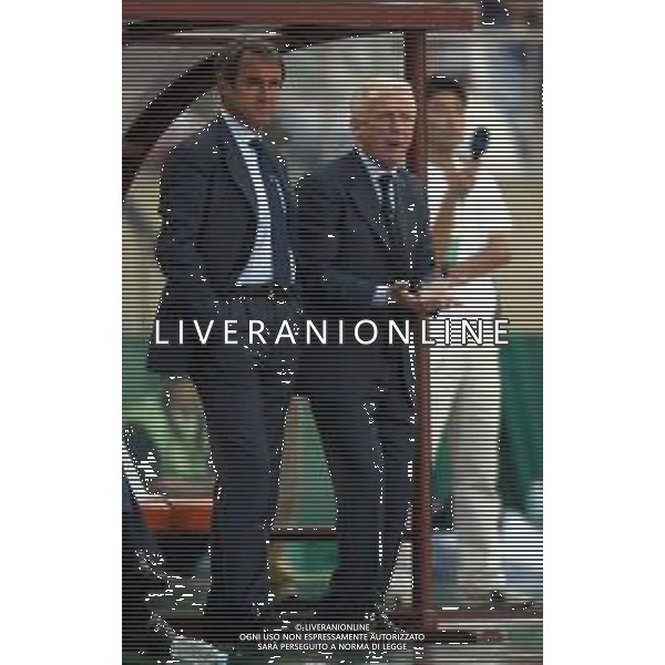 Mondiali calcio 2002 Corea-Giappone Nazionale italiana calcio 2002 NELLA FOTO TRAPATTONI GIOVANNI ALLENATORE CON PIETRO GHEDIN Agenzia Aldo Liverani Sas