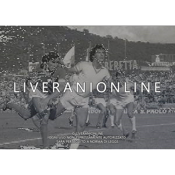 27-09-1981 BRESCIA CAMPIONATO DI CALCIO SERIE B BRESCIA LECCE 1-1 PARTITA POI VINTA A TAVOLINO DAL LECCE 0-2 PER LANCIO DI OGGETTI NELLA FOTO VINCENZO TAVARILLI AG ALDO LIVERANI SAS
