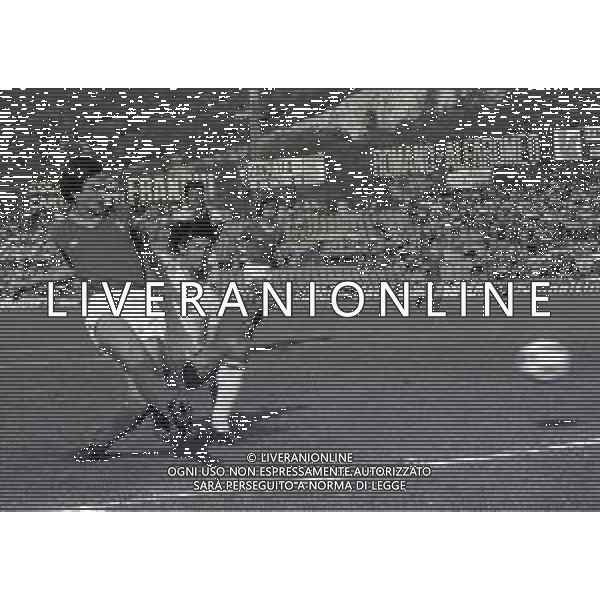 27-09-1981 BRESCIA CAMPIONATO DI CALCIO SERIE B BRESCIA LECCE 1-1 PARTITA POI VINTA A TAVOLINO DAL LECCE 0-2 PER LANCIO DI OGGETTI NELLA FOTO FRANCESCO VINCENZI AG ALDO LIVERANI SAS