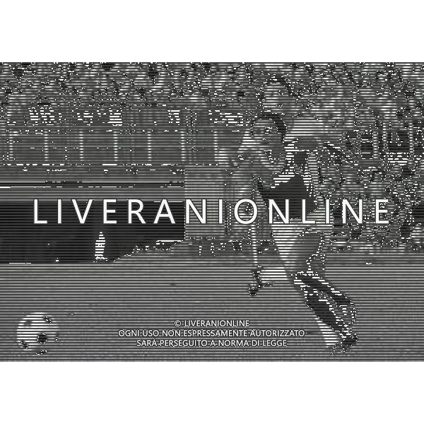 27-09-1981 BRESCIA CAMPIONATO DI CALCIO SERIE B BRESCIA LECCE 1-1 PARTITA POI VINTA A TAVOLINO DAL LECCE 0-2 PER LANCIO DI OGGETTI NELLA FOTO VINCENZO TAVARILLI AG ALDO LIVERANI SAS