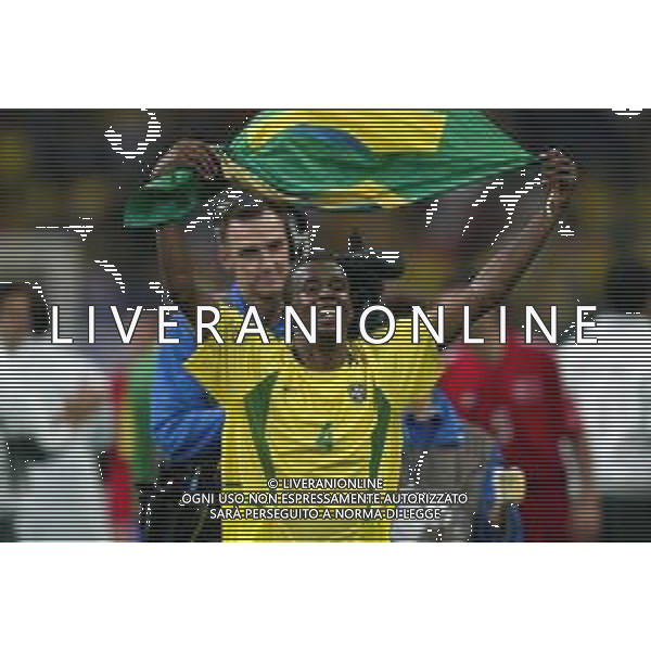 SAITAMA (GIAPPONE) 26/06/2002 (Giappone) 26/06/2002 MONDIALI CALCIO FIFA World Cup 2002 brasile-Turchia 1/0 nella foto roque junior esultanza a fine gara AGENZIA ALDO LIVERANI SAS