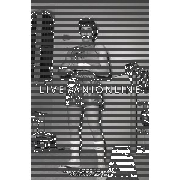 RETROSPETTIVA ROMEO MALGARINI PUGILE NELLA FOTO ROMEO MALGARINI NELL\'ANNO 1975 AG ALDO LIVERANI