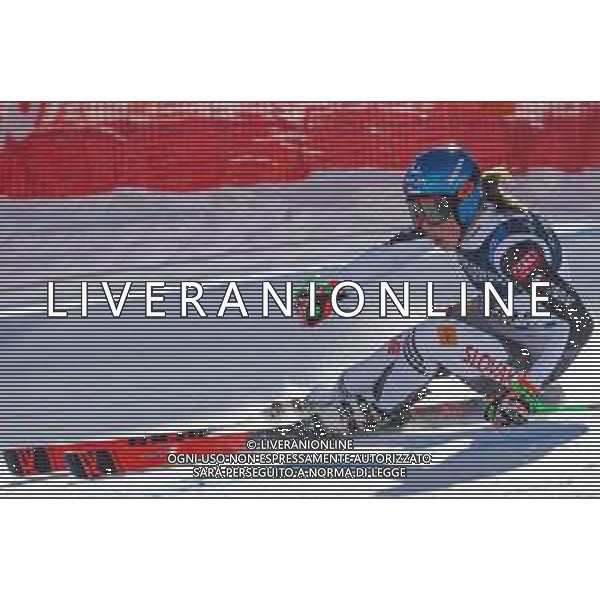 Luca Tedeschi/LM - 2021 FIS Alpine World SKI Championships - Alpine Combined - Women - alpine ski race 15 February 2021 - Olympia delle Tofane, cortina (bl), Italy Photo showing: Slovakia Petra Vlhova skies during her first race SuperG @LM/Luca Tedeschi