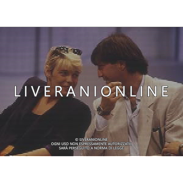 RETROSPETTIVA ROBERTA TERMALI CONDUTTRICE TELEVISIVA NELLA FOTO WALTER ZENGA ROBERTA TERMALI NELL\'ANNO 1988 NELLA TRASMISSIONE TELEVISIVA “FORZA ITALIA“ ODEON TV AG ALDO LIVERANI SAS