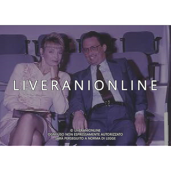 RETROSPETTIVA ROBERTA TERMALI CONDUTTRICE TELEVISIVA NELLA FOTO MAURIZIO MOSCA E ROBERTA TERMALI NELL\'ANNO 1988 NELLA TRASMISSIONE TELEVISIVA “FORZA ITALIA“ ODEON TV AG ALDO LIVERANI SAS