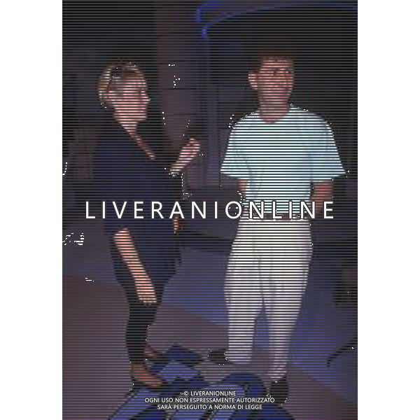 RETROSPETTIVA ROBERTA TERMALI CONDUTTRICE TELEVISIVA NELLA FOTO FABIO FAZIO E ROBERTA TERMALI NELL\'ANNO 1988 NELLA TRASMISSIONE TELEVISIVA “FORZA ITALIA“ ODEON TV AG ALDO LIVERANI SAS