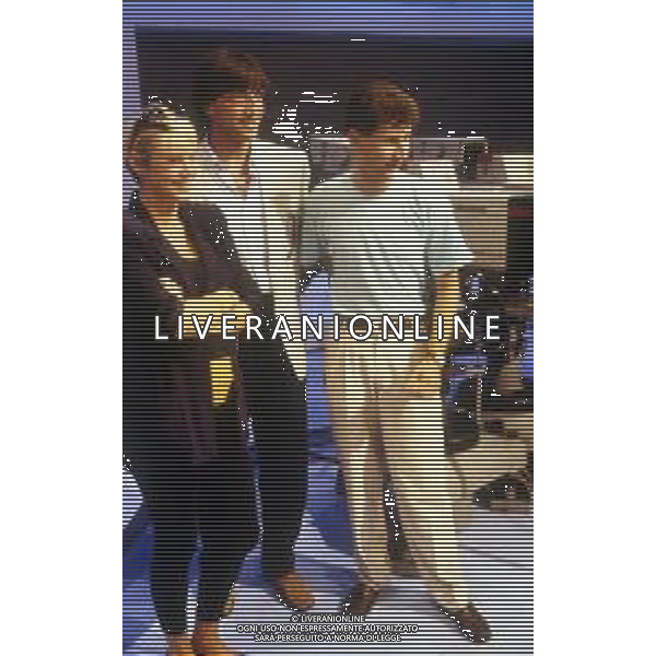 RETROSPETTIVA ROBERTA TERMALI CONDUTTRICE TELEVISIVA NELLA FOTO WALTER ZENGA ROBERTA TERMALI E FABIO FAZIO NELL\'ANNO 1988 NELLA TRASMISSIONE TELEVISIVA “FORZA ITALIA“ ODEON TV AG ALDO LIVERANI SAS