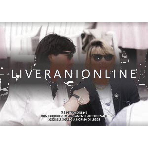 RETROSPETTIVA ROBERTA TERMALI CONDUTTRICE TELEVISIVA NELLA FOTO ROBERTA TERMALI CON WALTER ZENGA NELL\'ANNO1988 AGLI EUROPEI IN GERMANIA AG ALDO LIVERANI SAS 