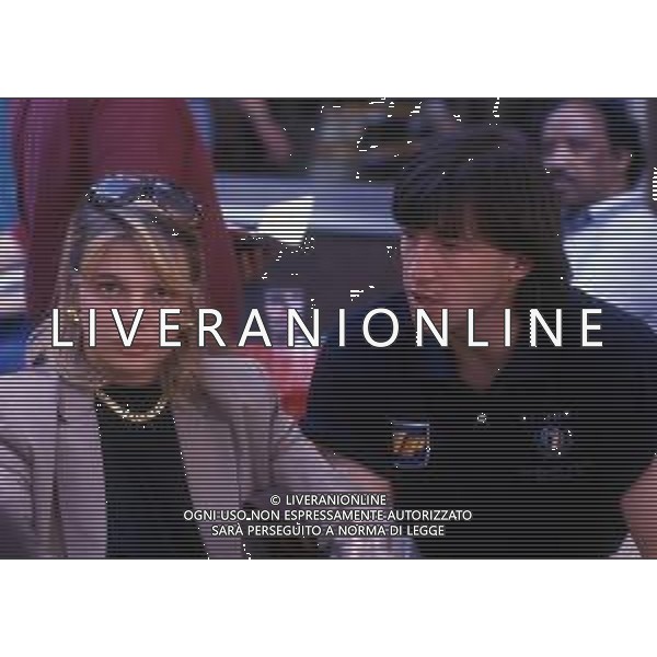 RETROSPETTIVA ROBERTA TERMALI CONDUTTRICE TELEVISIVA NELLA FOTO ROBERTA TERMALI CON WALTER ZENGA NELL\'ANNO1988 AGLI EUROPEI IN GERMANIA AG ALDO LIVERANI SAS 