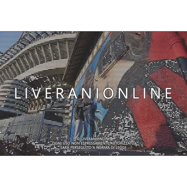 gli artisti Stereal e Kayone hanno realizzato nei pressi dello stadio Giuseppe Meazza San Siro un murales raffigurante il testa contro testa tra Romelu Lukaku dell’Inter e Zlatan Ibrahimovic del Milan avvenuto durante il derby Inter-Milan di Coppa Italia del 26 gennaio 2021 Milano 14-02-2021 foto Roberto Garavaglia/ag. Aldo Liverani sas /AGENZIA ALDO LIVERANI SAS