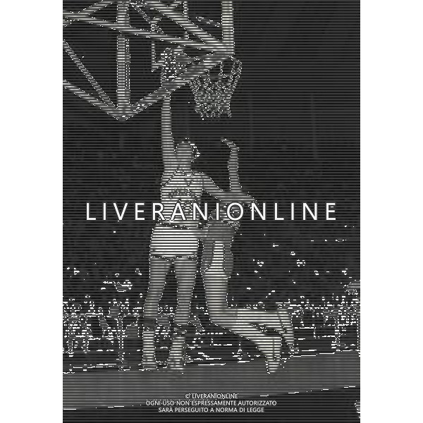 19-10-1980 BOLOGNA CAMPIONATO DI BASKET SERIE A1 SINUDYNE BOLOGNA-HURLINGHAM TRIESTE 85-78 NELLA FOTO RENATO VILLALTA AG ALDO LIVERANI SAS