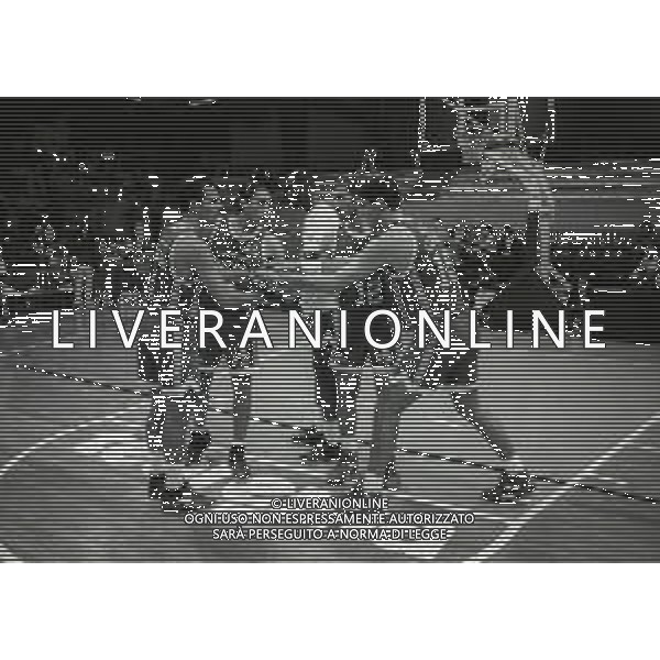 1993-1994 MILANO COPPA ITALIA DI BASKET RECOARO MILANO-GLAXO VERONA NELLA FOTO QUINTETTO RECOARO MILANO AG ALDO LIVERANI SAS