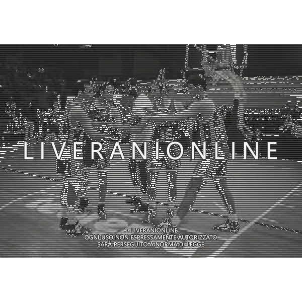 1993-1994 MILANO COPPA ITALIA DI BASKET RECOARO MILANO-GLAXO VERONA NELLA FOTO QUINTETTO RECOARO MILANO AG ALDO LIVERANI SAS
