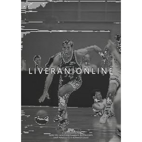 1993-1994 MILANO COPPA ITALIA DI BASKET RECOARO MILANO-GLAXO VERONA NELLA FOTO ANTONELLO RIVA AG ALDO LIVERANI SAS